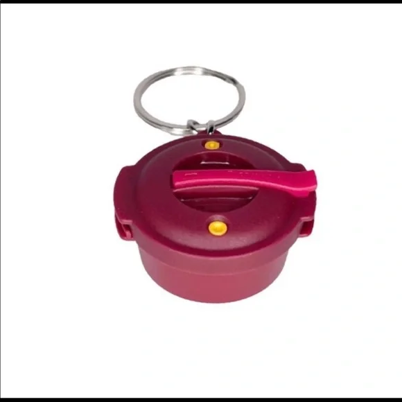 TUPPERWARE KEYCHAIN - Picture 4 of 6